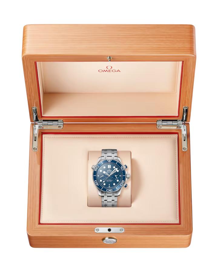 OMEGA Seamaster Diver 300M Co-Axial Master Chronometer Chronograph 44 mm